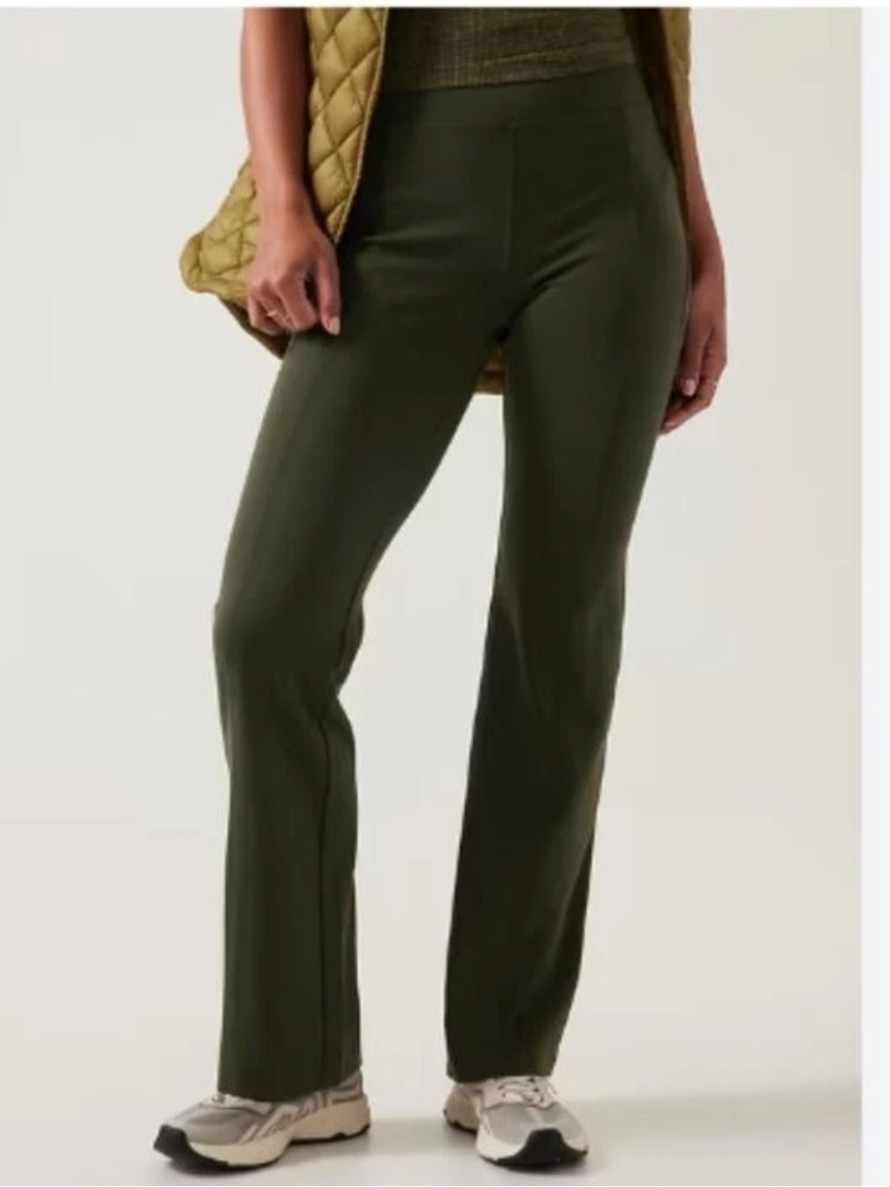 Athleta Delancey Straight Leg Pants Women’s Aspen Olive Green Work Trouser Large